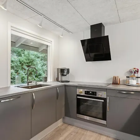 4 Bedroom Cozy In * Skjern