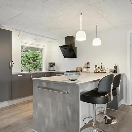 4 Bedroom Cozy In * Skjern