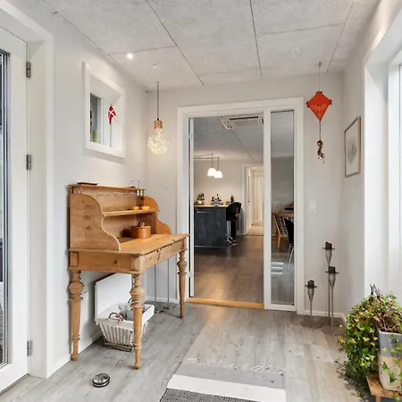 4 Bedroom Stunning In *