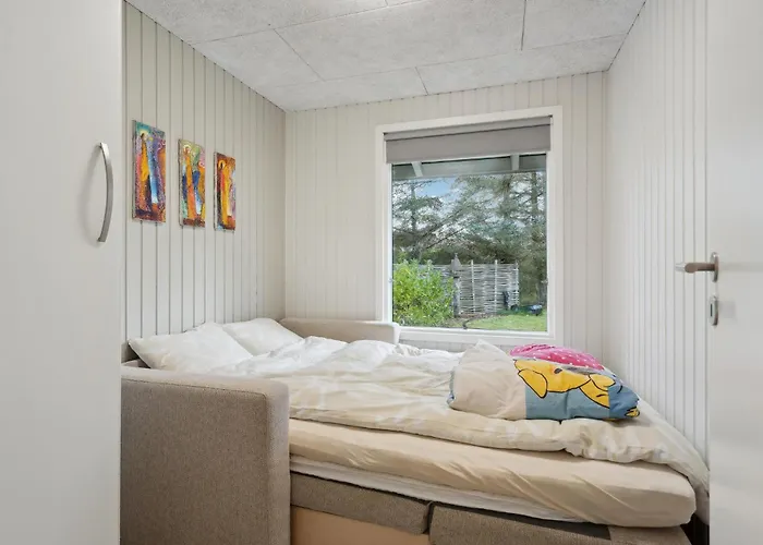 4 Bedroom Cozy In